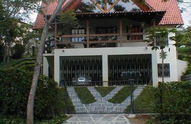 Casa Penedo Martinelli - Tranquilidade e muito verde - Photo 1