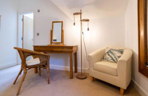 Trewhiddle Retreat V4 by Together Travel - Luxury 4-Bedroom Villa - Foto 20