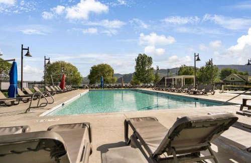 Oasis Cottage- Waterfront experience without the expensive fee! - Foto 31