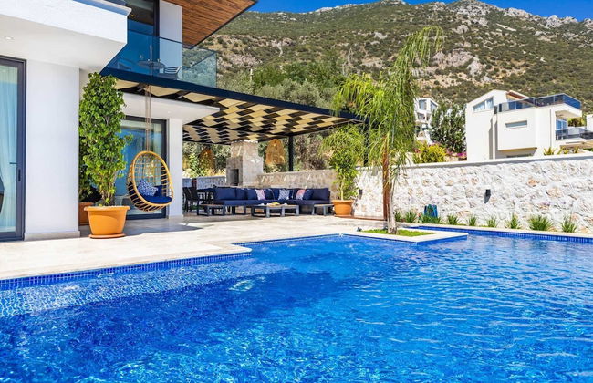 Luxurious 3 bed Villa Located in Kasantalya Turkey With Private Pool and gym - Photo 30