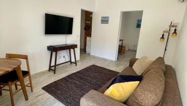 1bd Apartment close to beach - Photo 3