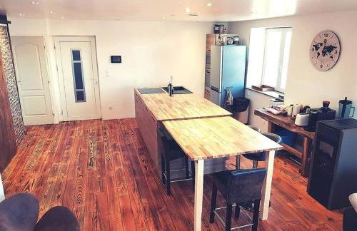 MONTAGNE-LAC&SPA (jacuzzi privé) (NOUVEAU) - Foto 9