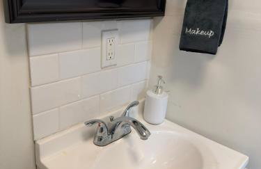 Las Casita-Cozy Apartment near Airport, Downtown, UTEP, Fort Bliss - Foto 9