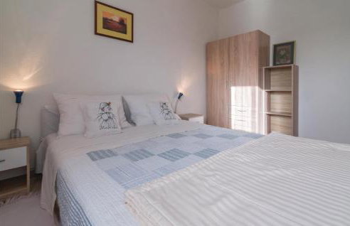 Awesome Home In Krkovic With Sauna - Photo 42