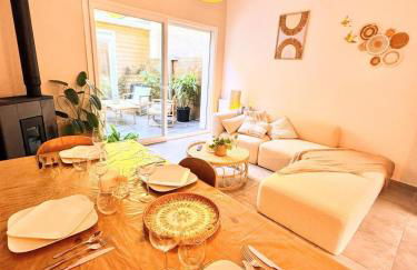 Maison Langevin 2-Bedroom House with Cozy Garden & Patio - Foto 2