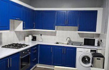 Glebe House - 2 Bedroom Luxury House that sleeps 6, with Free Private Parking, Easy Access to City Centre, and Near the Motorway - Photo 28