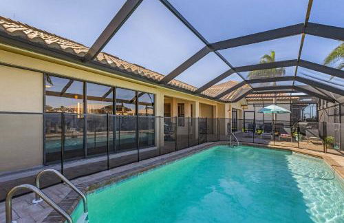 Modern, Luxurious, Waterfront home with Heated Pool - Villa Dock Holiday - Roelens Vacations - Foto 53