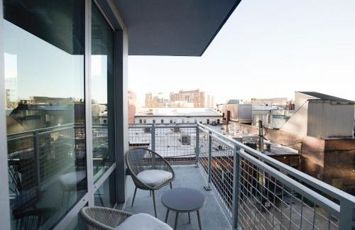 Prime Metro Proximity - Condo at Clarendon - Foto 28