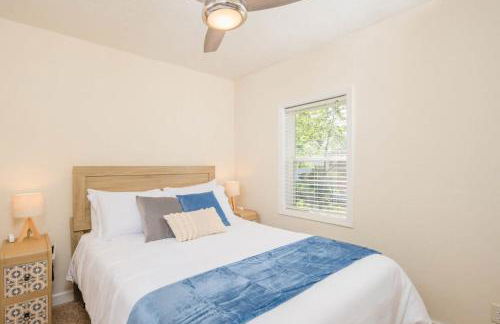 Downtown 2BR Home - Lawrence University College Ave - Foto 9