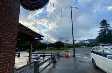 The Holler - Foto 54