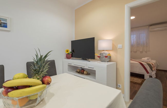 Drop In Split Suites - Photo 17