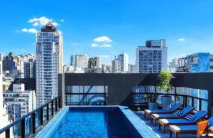 Apartamento completo no Minhocão com piscina rooftop e academia - Foto 18