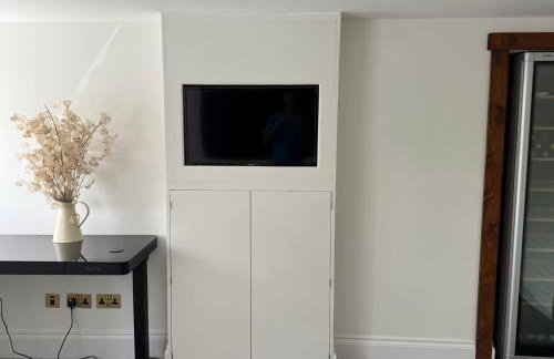 Bridge House Modern Comfort in Historic Stone - Foto 17