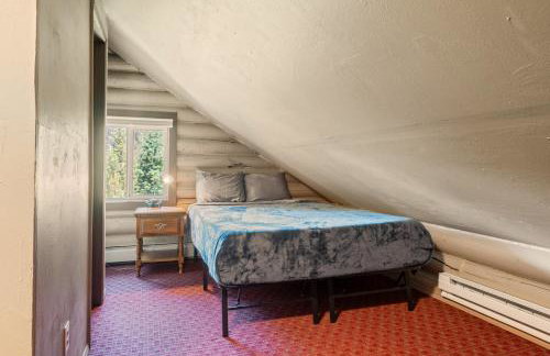 Dog Friendly Mountain Cabin with Hot Tub - Foto 20