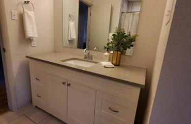 South Side Chic 3Br 1Ba 10mn to McConnell Spirit - Photo 20