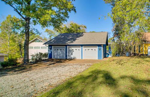 Lake Hamilton Escape with Boardwalk and Boat Dock! - Foto 34