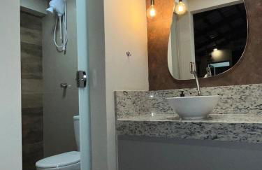 Casa Flat, Suíte, Ar-Cond, Área Gourmet e Garagem - Foto 26