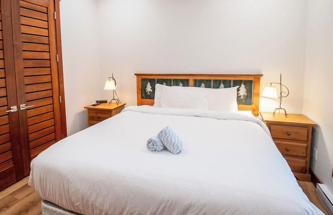 Snow Creek Lodge by Fernie Lodging Co - Photo 46