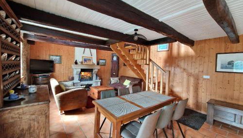 Holiday Home in Plogonnec near Sandy Beaches - Foto 4