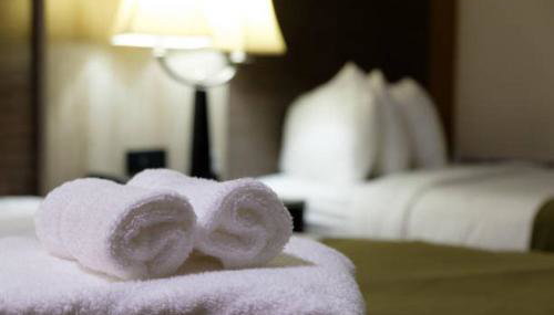 Home Suites Center Granada - Photo 2, towels