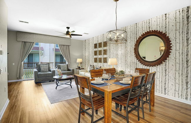 Spacious Townhome W/patio & Garage! Sleeps10 - Foto 10