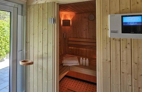 Beautiful Home In Podwilczyn With Sauna - Foto 26