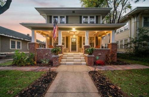 Hottub, Pool Table, Basketball, Firepit, Sleeps 8 - Photo 79