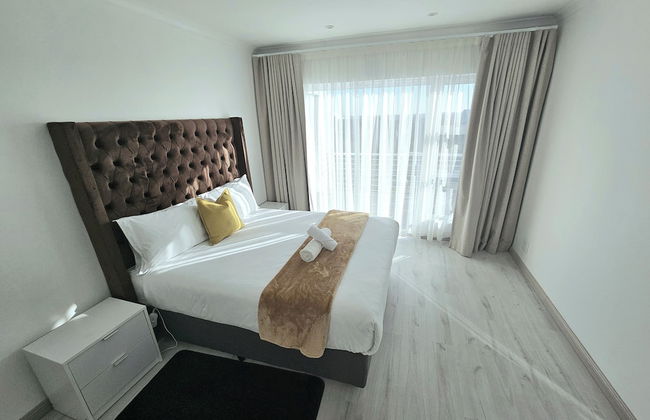 Dolphin Ridge Seaside Apartment - Photo 6