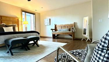 Luxe 4 bed 5 bath with Parking Walk to Capitol, Convention Center, museums and shops - Foto 2