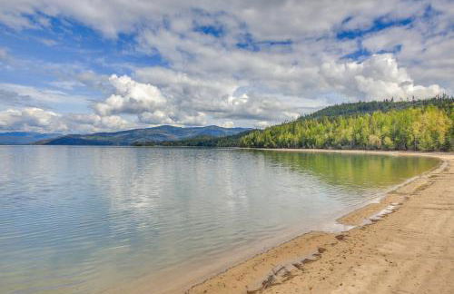 Beachfront Sagle Retreat with Boat Dock and Lift - Foto 36