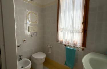 Luxury House Beach front - Foto 12