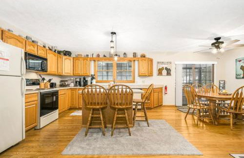 On a Whim Peaceful 2 bedroom home plus loft in charming lakefront community - Foto 6