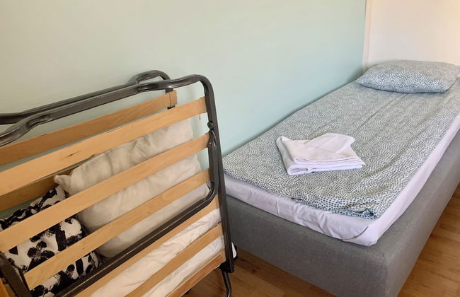 Cozy Small Apartment Just Outside Stockholm - Photo 2