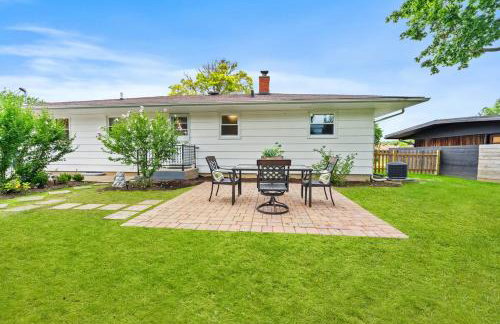 Chic Oasis Game Room Near Base - Foto 14