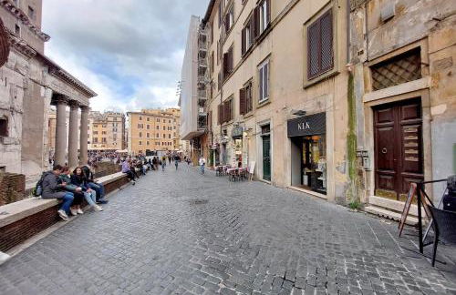 The Pantheon view in the heart of Rome - Photo 50
