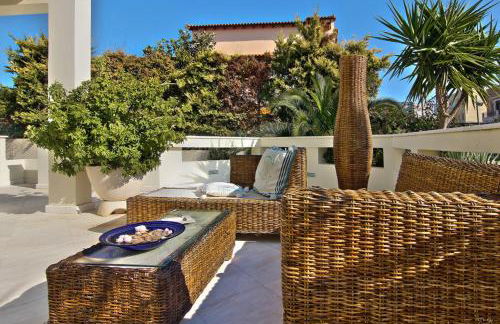 In White Villa - Photo 6