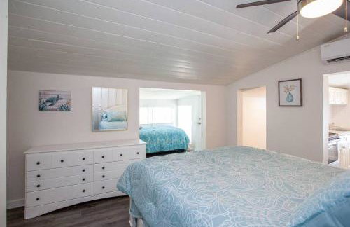 Quaint, Immaculate Bright Cottage in Ozona - Foto 15