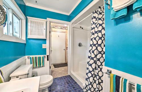 Elegant 1905 Home Steps to Torch Lake and Dtwn - Foto 13