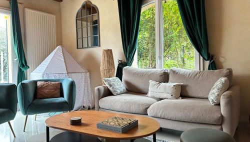 Le So Art, grande maison 4 chambres, terrain de pétanque, grand jardin clos, flipper, babyfoot, jeux Arcade, ping pong,1 km mer, proche golf, Port en Bessin, Bayeux et plages du débarquement, adaptée enfants - Foto 5