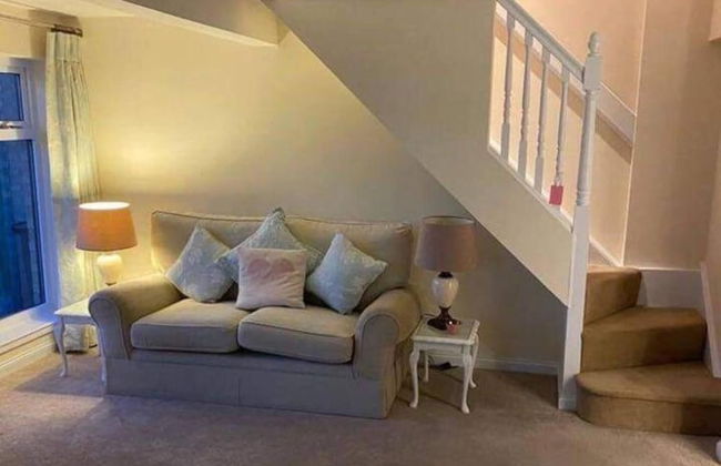 1 Bed House - Central, Free Parking, Wifi - Foto 7