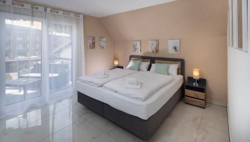 Blue Sky Flat, Apartment, 73qm, bis 6 Personen, Neubau Süd-Balkon mit Lounge-Möbeln, Schwarzwald-PLUS inkl 80 Gratis-Attraktionen täglich - Foto 4