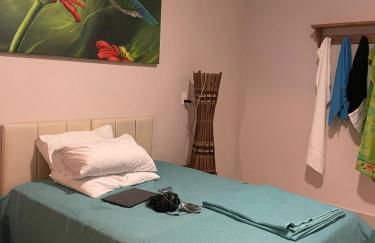 Suítes Sacai - Privacidade e Conforto - Foto 14