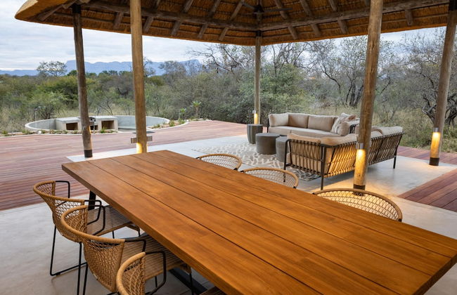 Villa Uthando Stylish Brand new Villa With Amazing Views - Photo 29