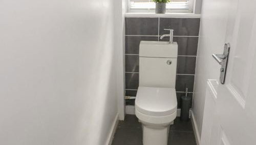 Bay View Bungalow Benllech, 5 Min Walk from Beach - Foto 3