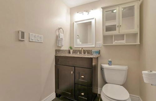 OSU and Short North 4 Bedroom Patio and Garage with EV - Foto 24