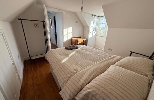 Luxury Cornish House next to Cliffs & Surf Beaches - Photo 43