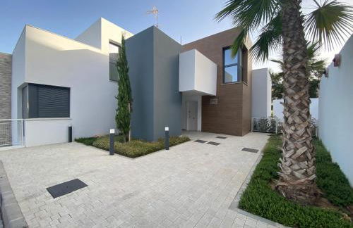 Luxury Blue Maritimo 2 Bedrooms Apartment Artola Homes Cabopino - Photo 3