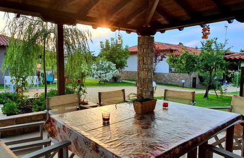 Katina's House - Photo 8