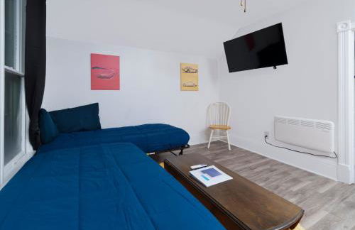 Port Huron Temp Stays - Apartment 3 - Photo 5