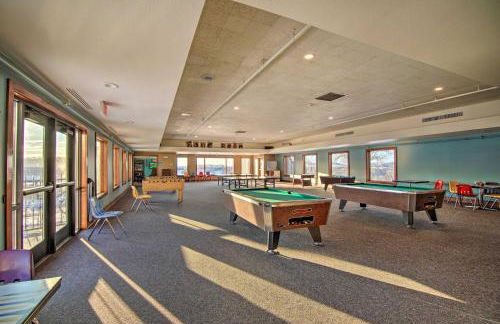 Pet Friendly Galena TH with Views and Indoor Pool! - Foto 36